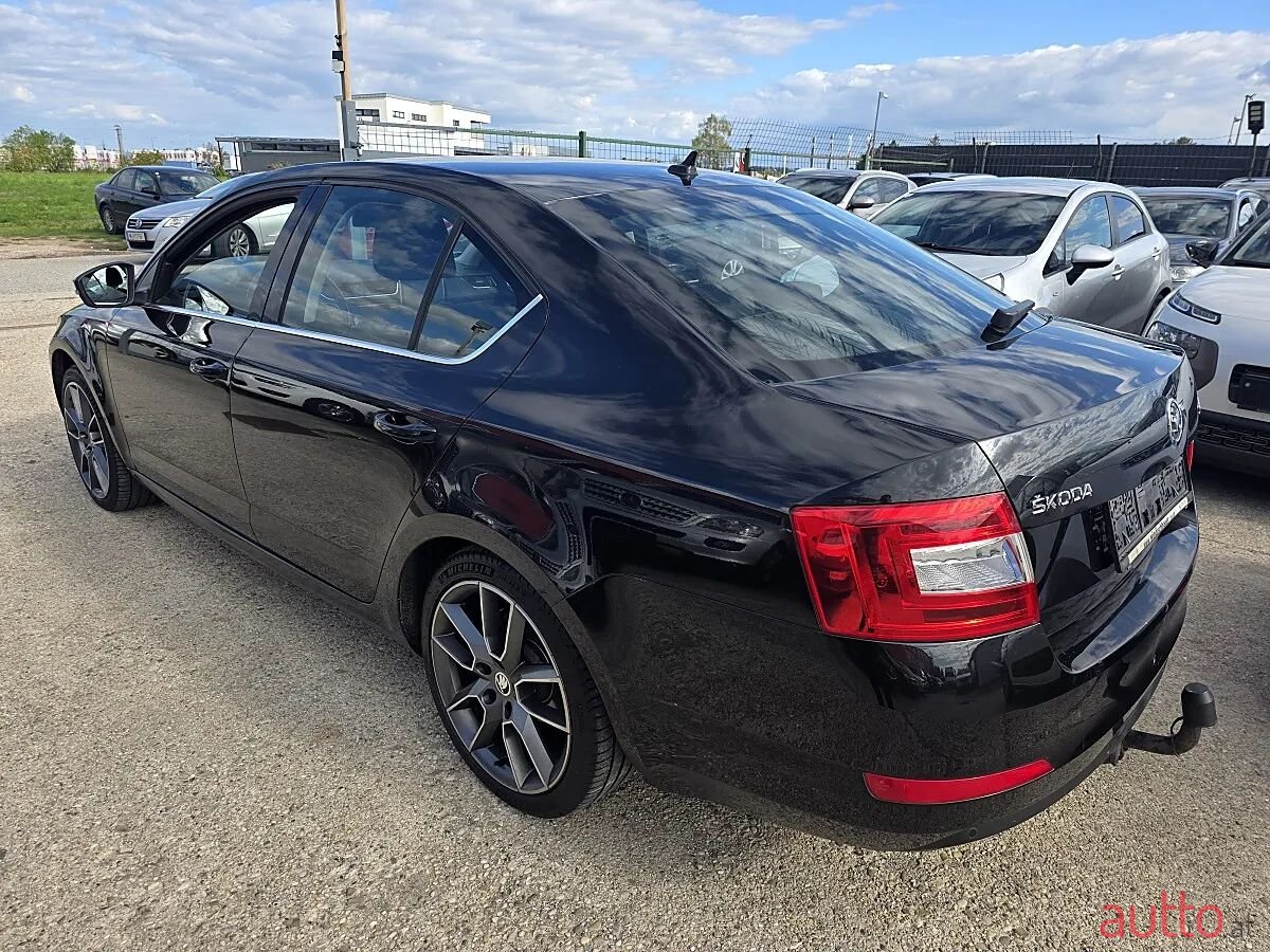2013' Skoda Octavia photo #6