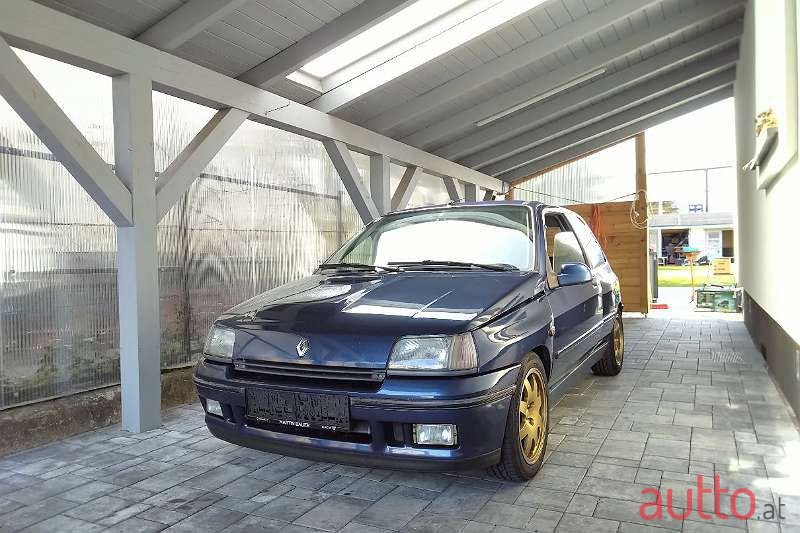 1993' Renault Clio photo #2