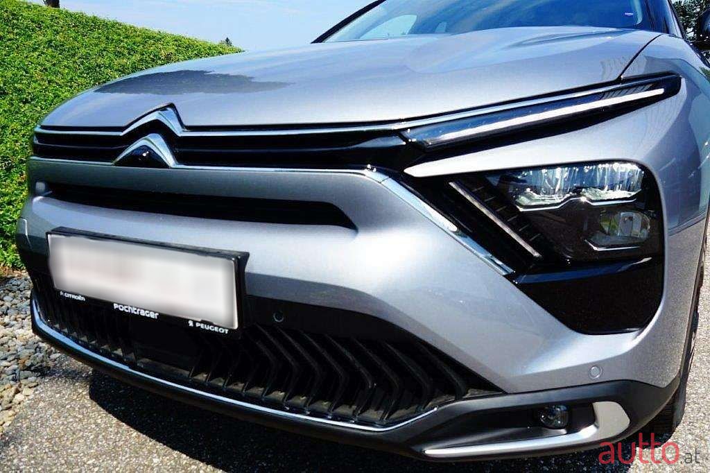 2022' Citroen C5 X photo #3