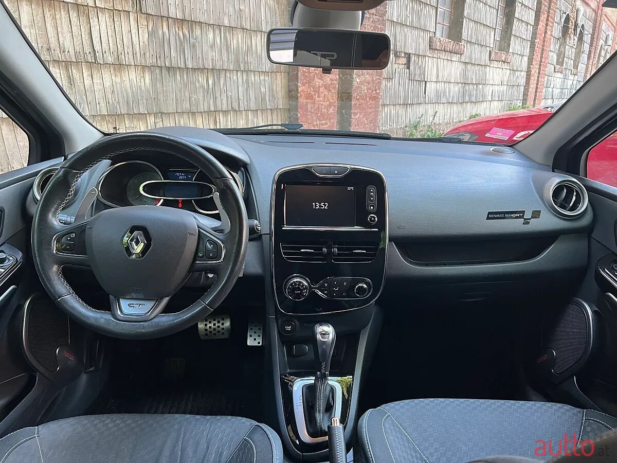2014' Renault Clio photo #6