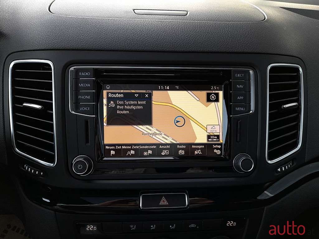 2018' SEAT Alhambra photo #3