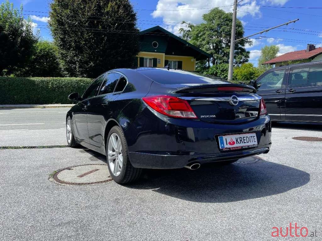 2010' Opel Insignia photo #6
