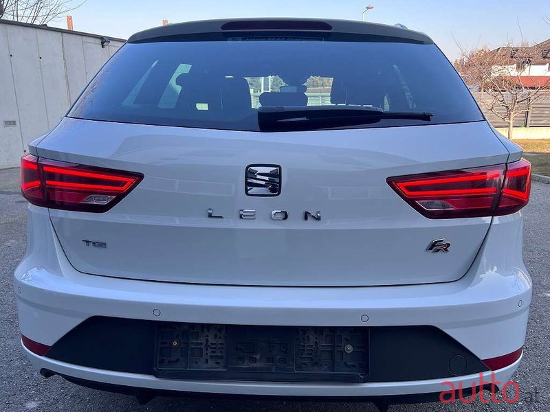 2020' SEAT Leon photo #4
