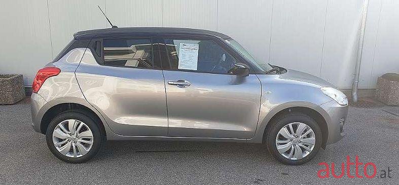 2020' Suzuki Swift photo #1