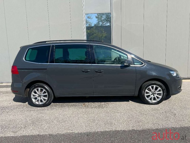 2015' Volkswagen Sharan photo #4