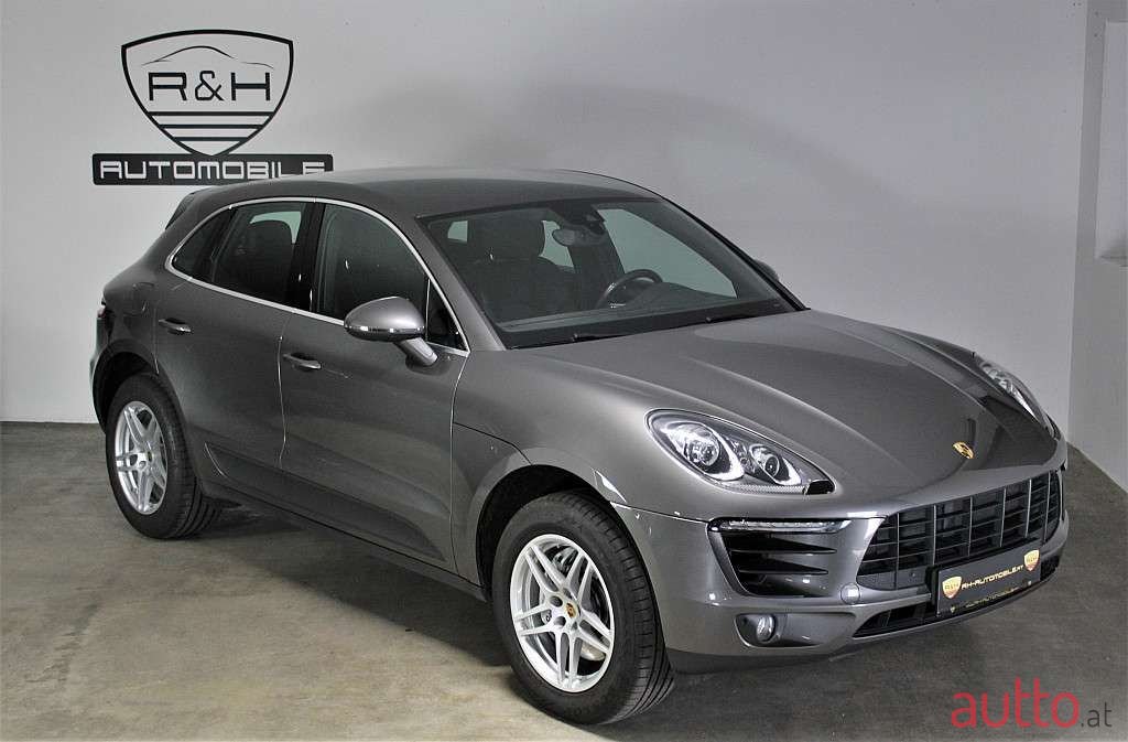 2015' Porsche Macan photo #3