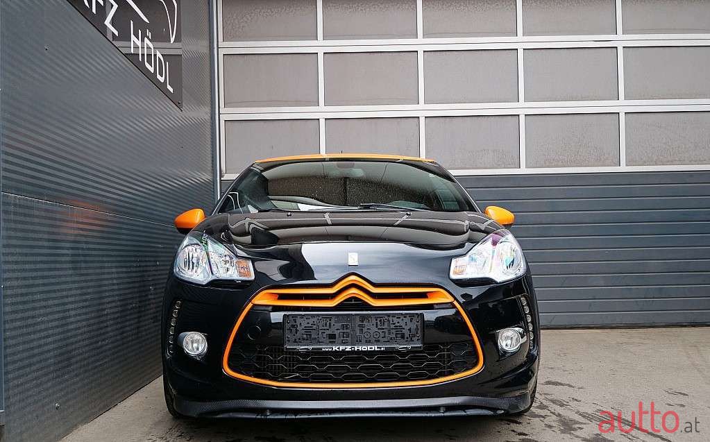 2013' Citroen DS3 photo #2
