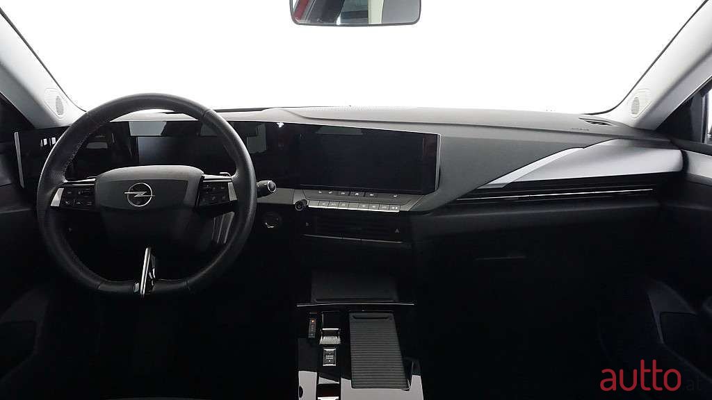 2023' Opel Astra photo #5