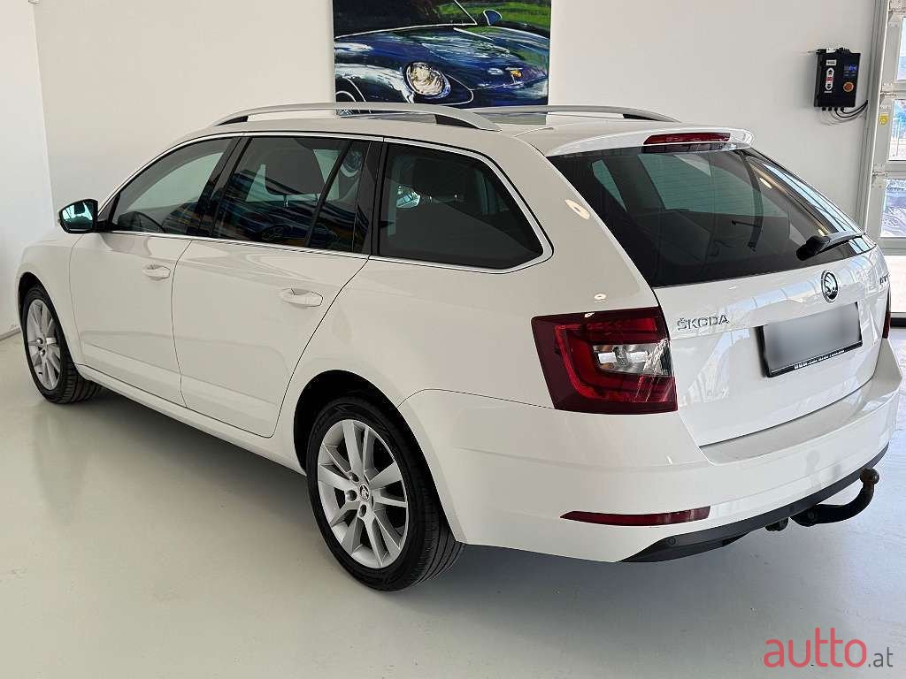 2019' Skoda Octavia photo #5