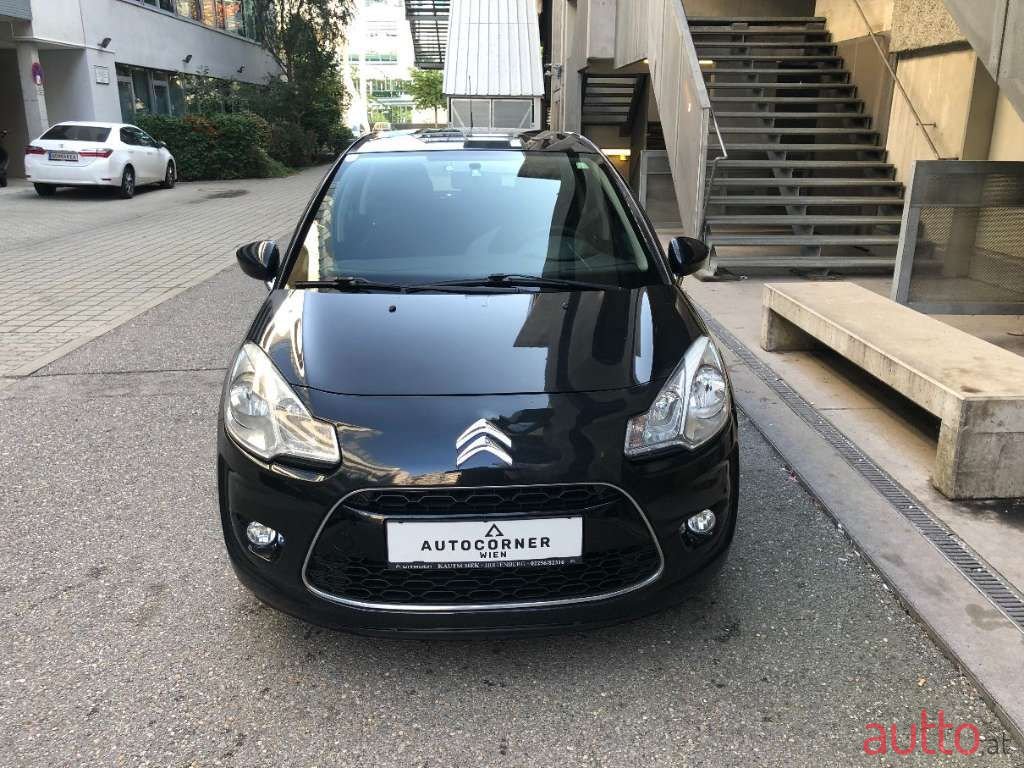 2011' Citroen C3 photo #2