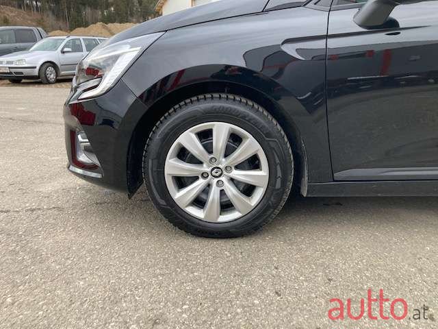 2021' Renault Clio photo #5