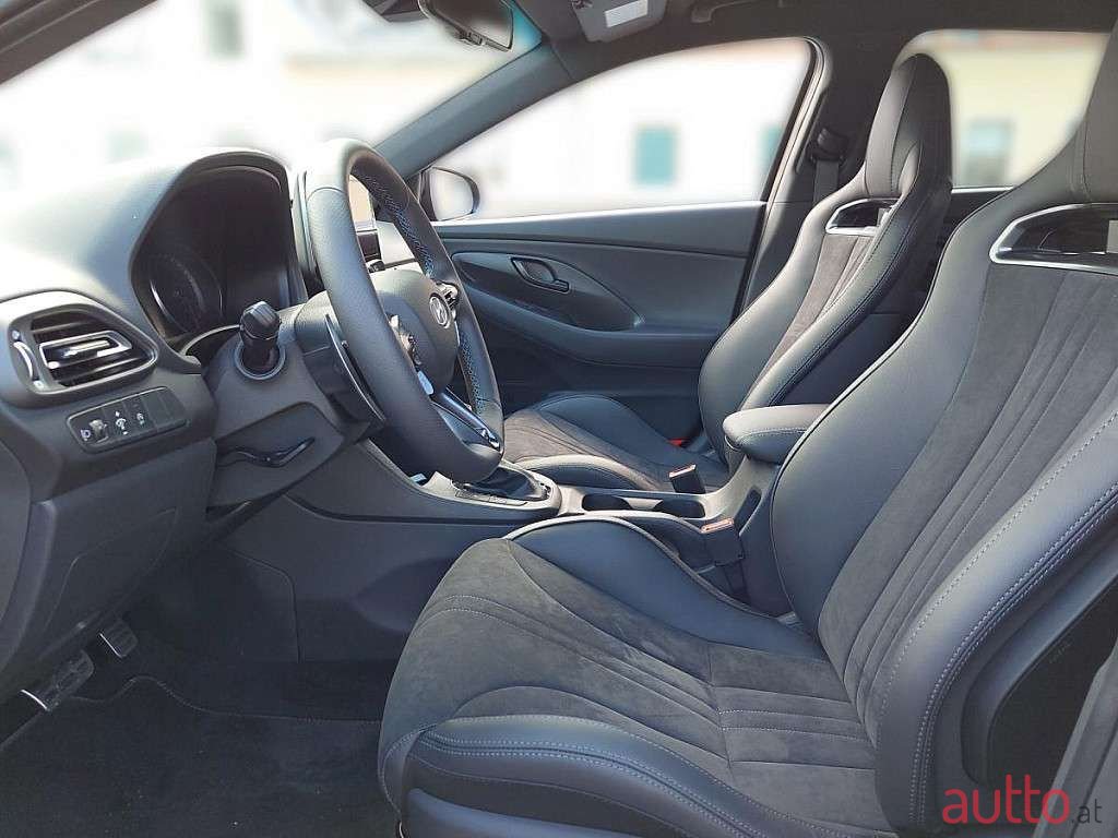 2023' Hyundai i30 photo #5