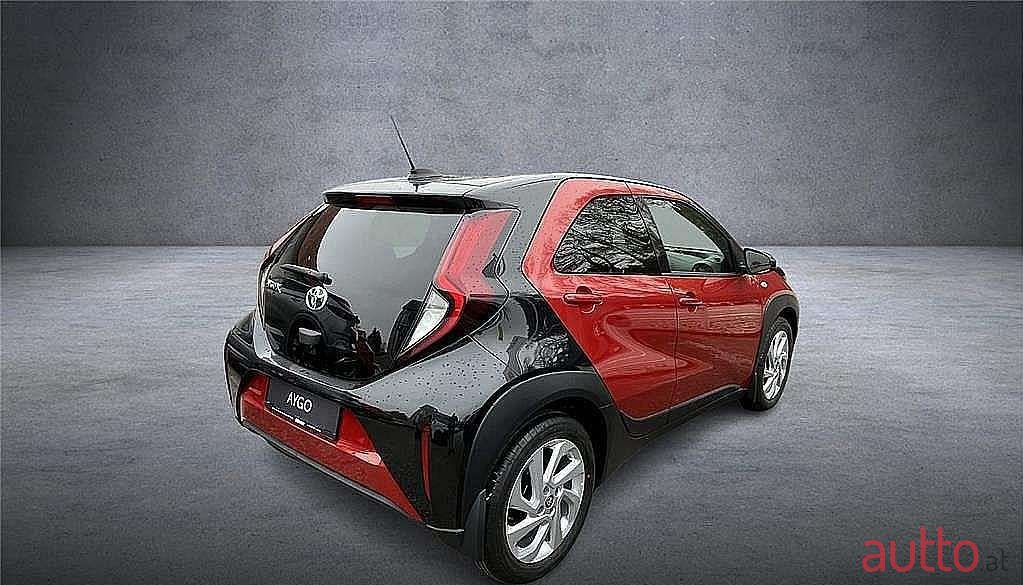 2022' Toyota Aygo photo #4