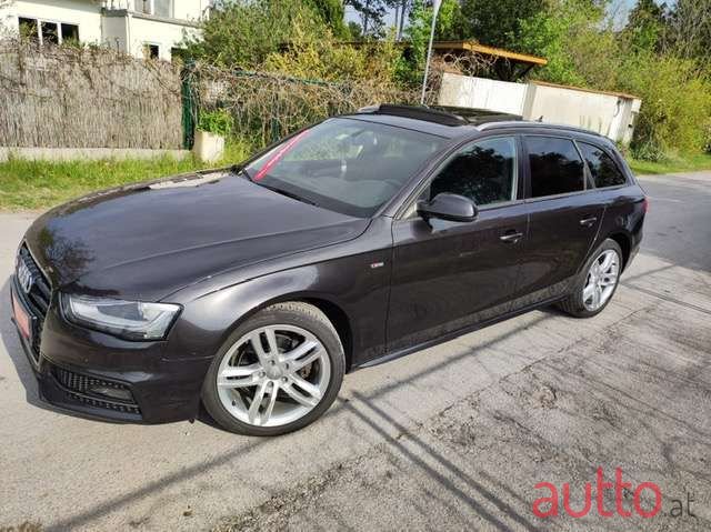 2013' Audi A4 photo #1