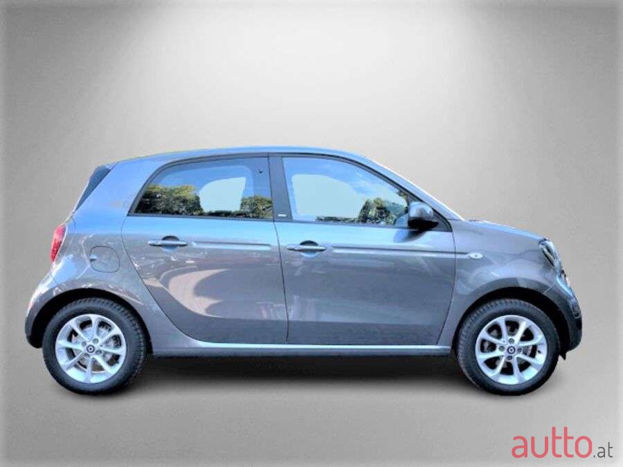 2019' Smart Forfour photo #2