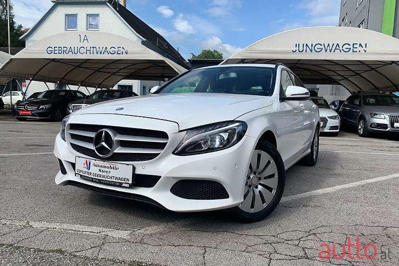 2016' Mercedes-Benz C-Klasse photo #1
