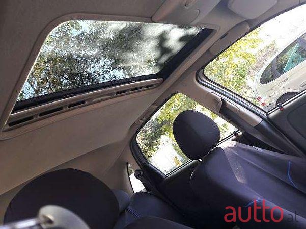 2002' Opel Corsa photo #1