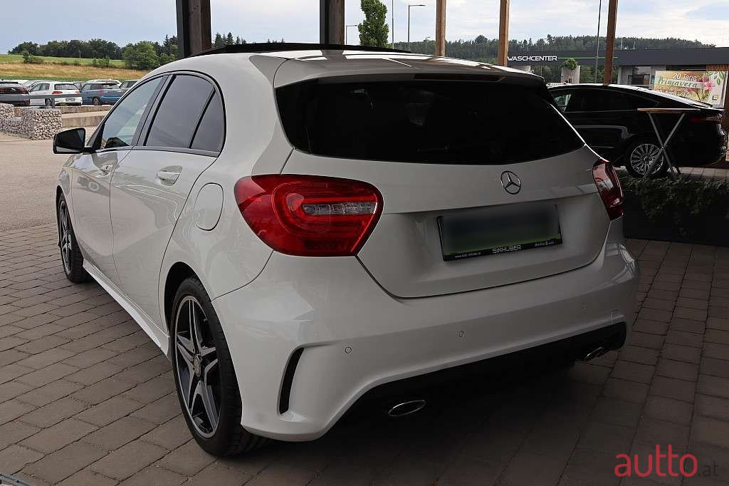 2015' Mercedes-Benz A-Klasse photo #3