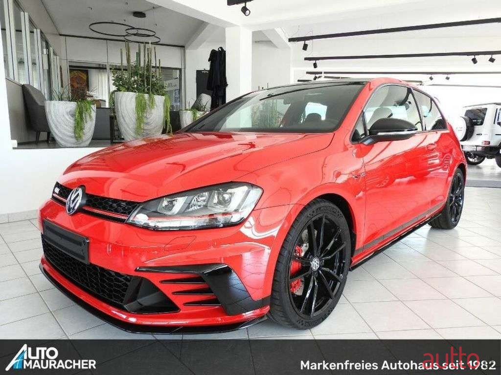 2018' Volkswagen Golf photo #1