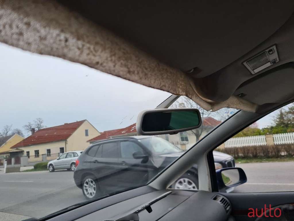 2004' SEAT Alhambra photo #5