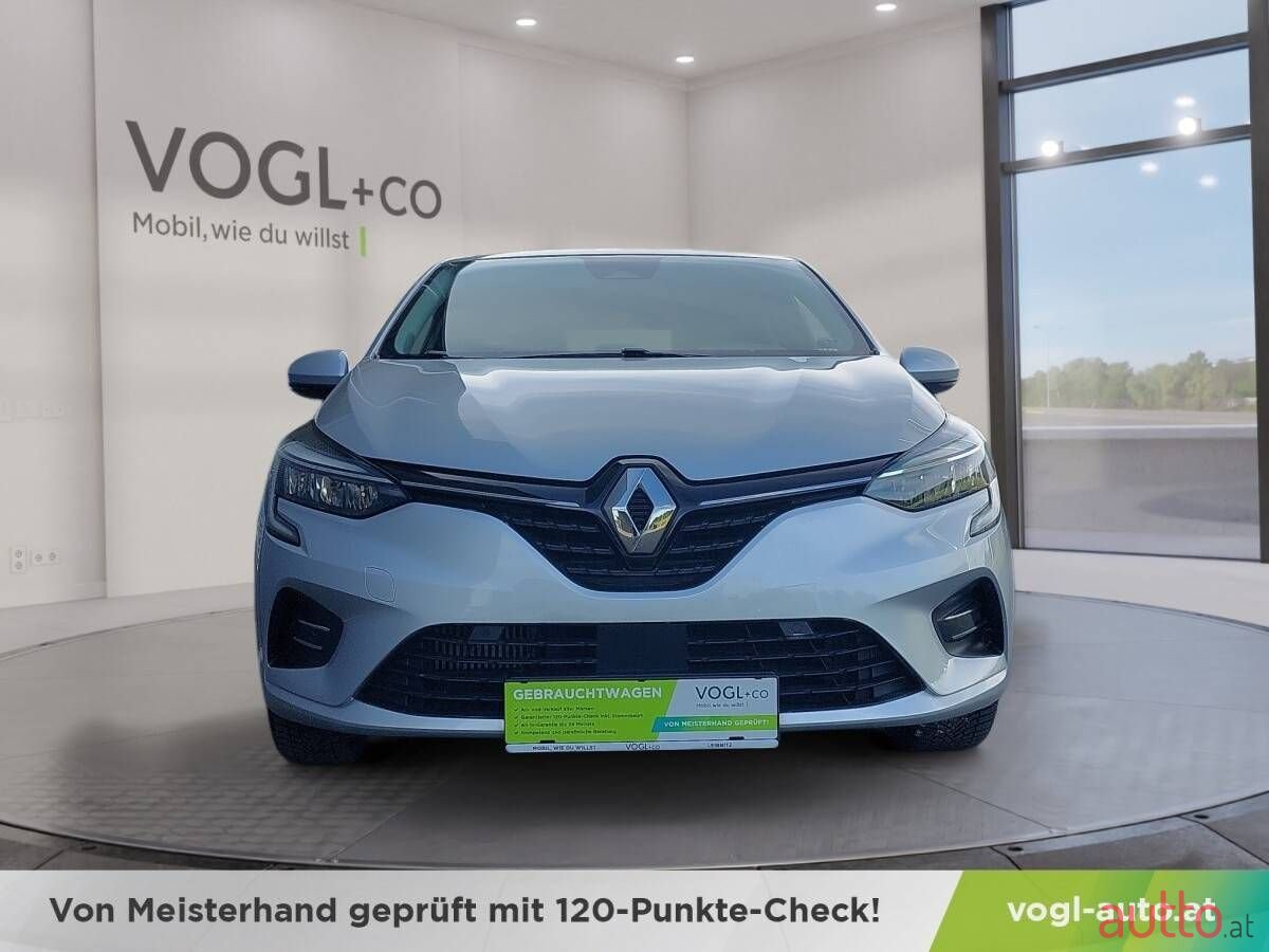 2021' Renault Clio photo #6