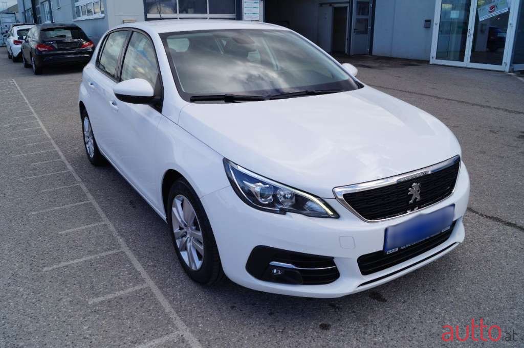 2021' Peugeot 308 photo #2