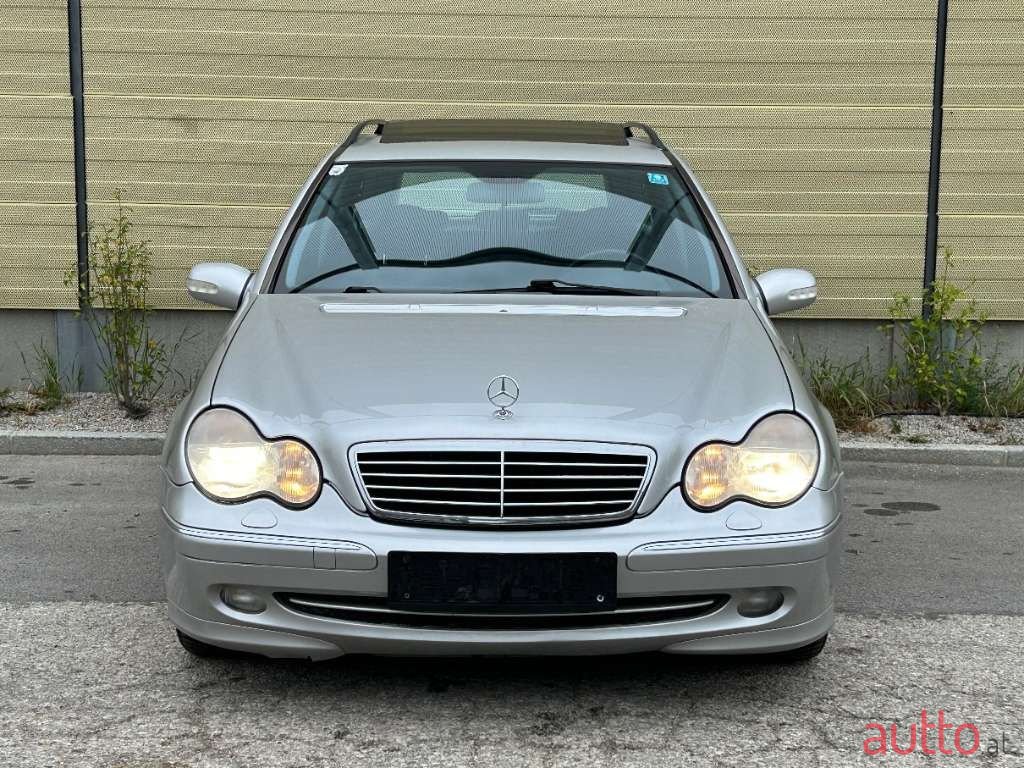 2002' Mercedes-Benz C-Klasse photo #2