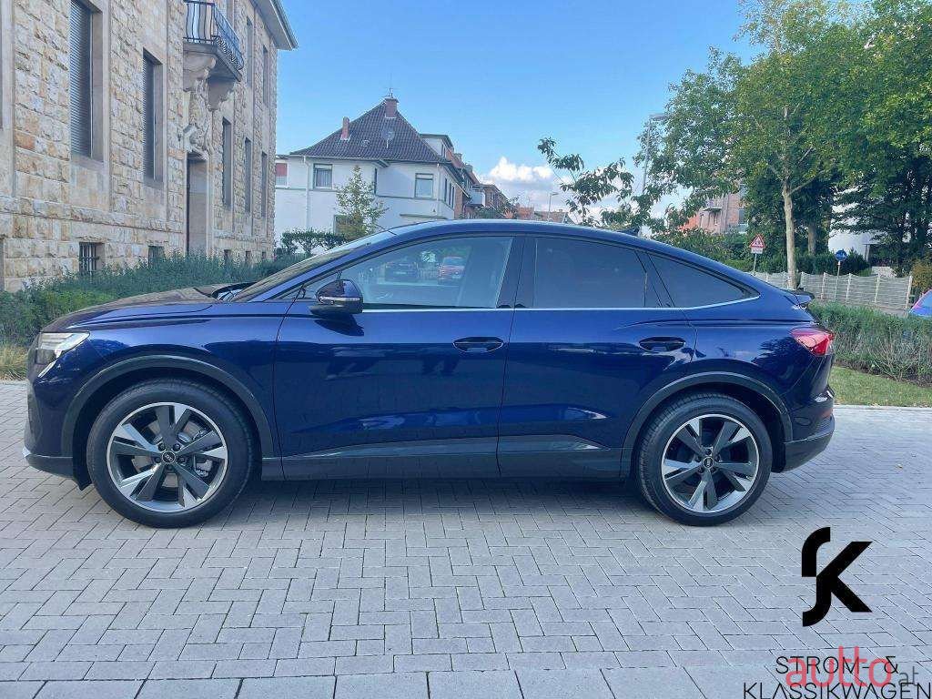 2022' Audi Q4 photo #1