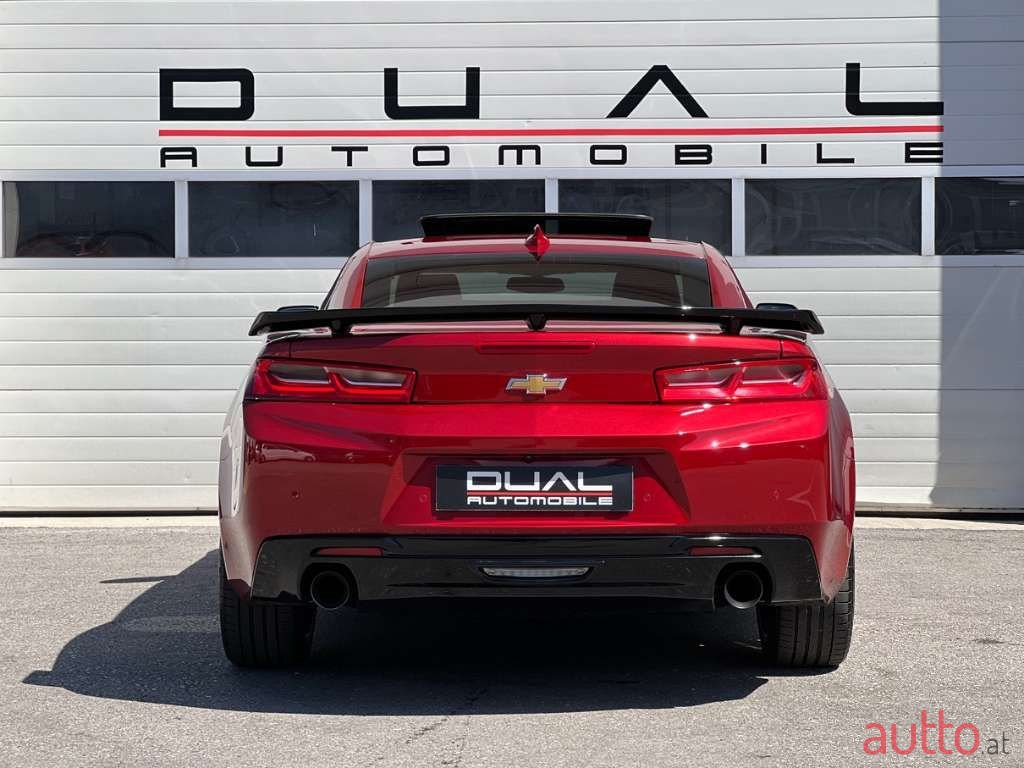 2017' Chevrolet Camaro photo #4