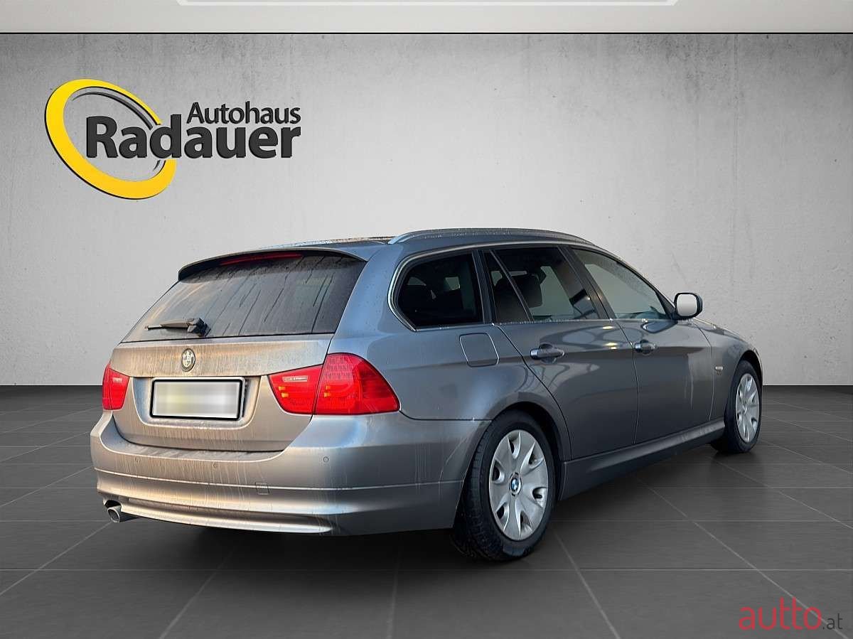 2012' BMW 3Er-Reihe photo #5