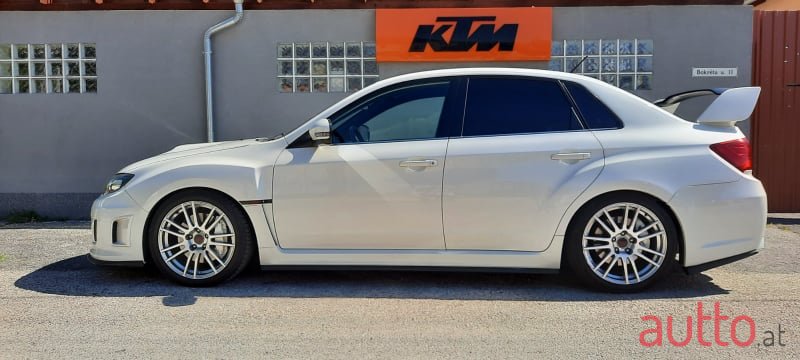 2011' Subaru Impreza photo #2