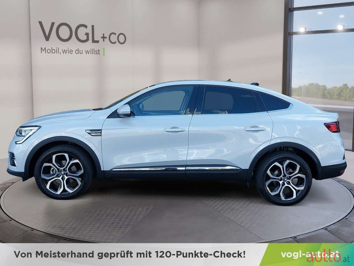 2023' Renault Arkana photo #2