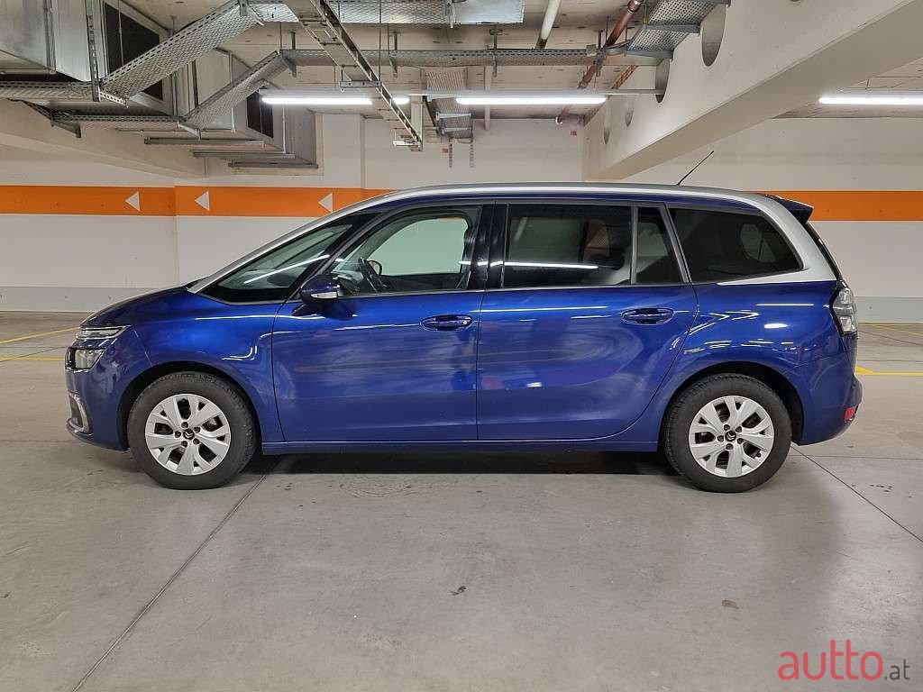 2017' Citroen C4 photo #5