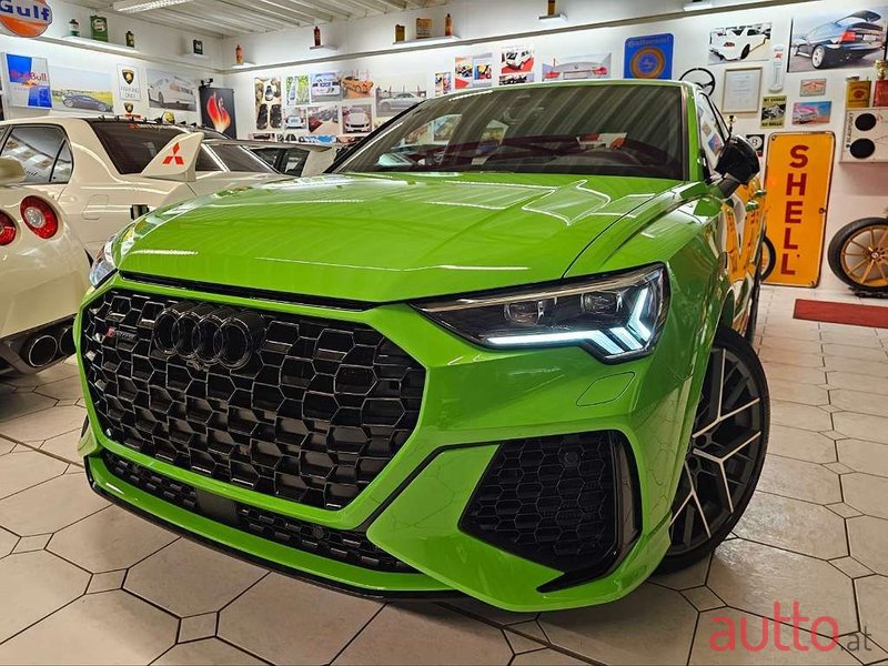 2020' Audi Q3 photo #2