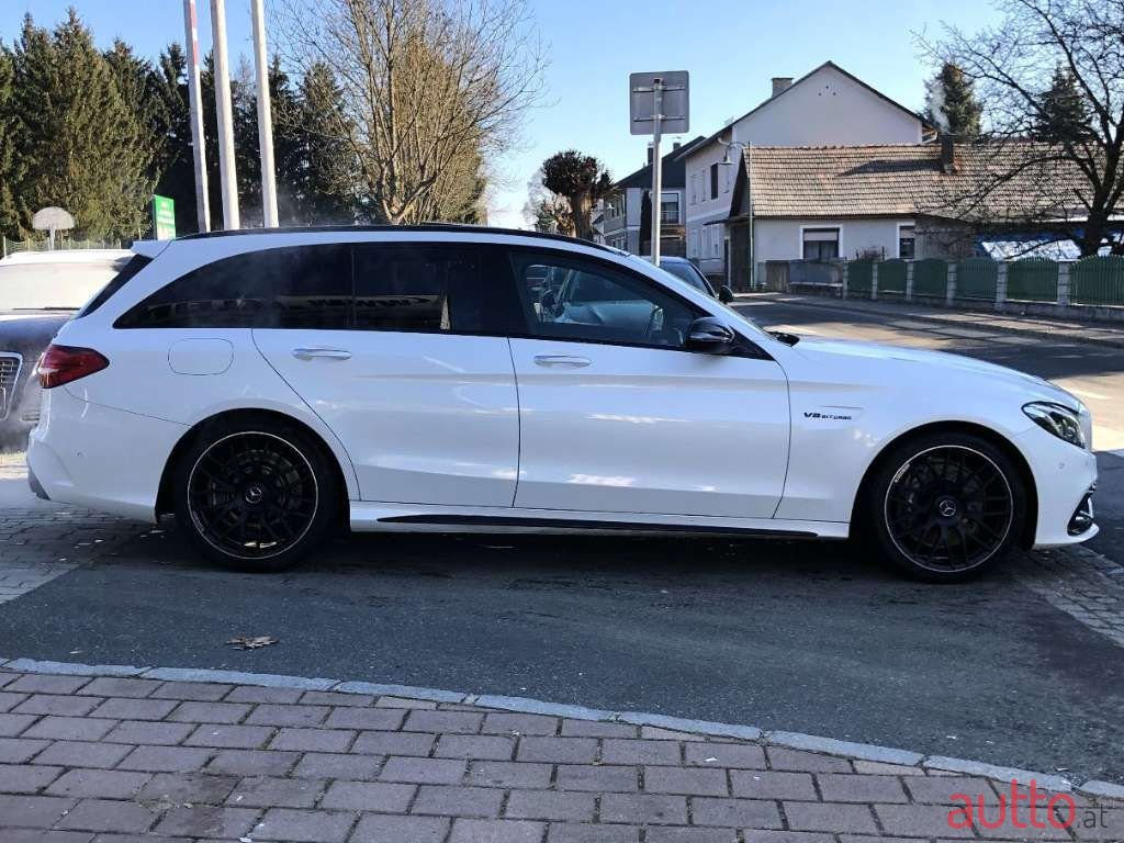 2015' Mercedes-Benz C-Klasse photo #4