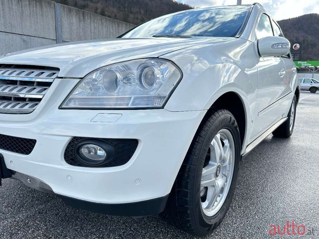 2007' Mercedes-Benz M-Klasse photo #4