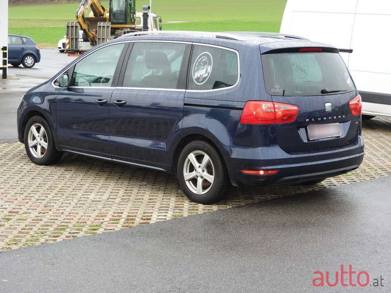 2014' SEAT Alhambra photo #2