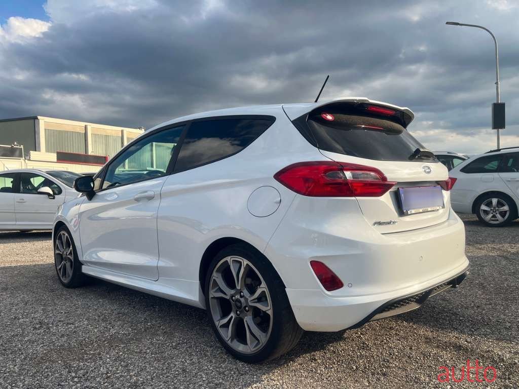 2018' Ford Fiesta photo #6
