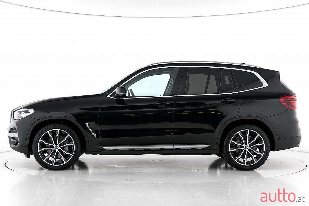 2021' BMW X3 photo #2