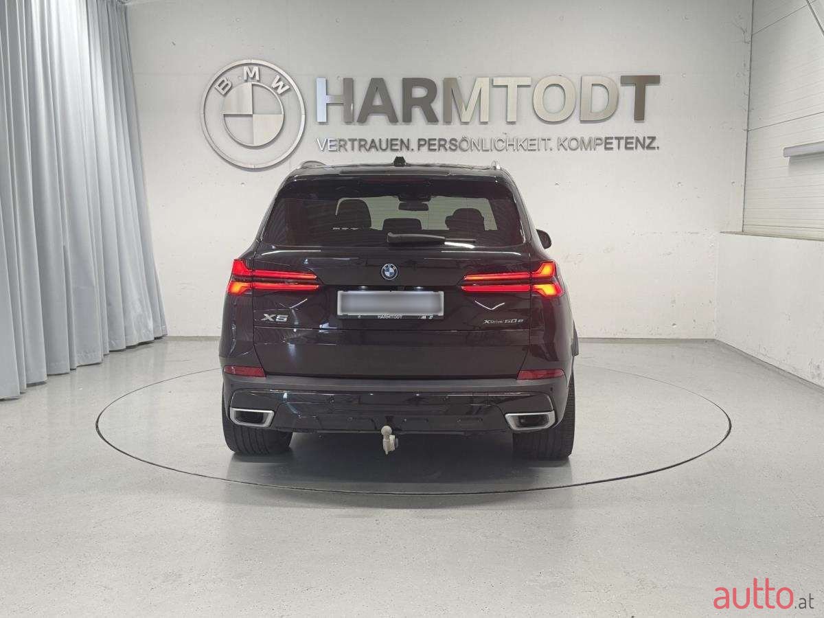 2023' BMW X5 photo #3