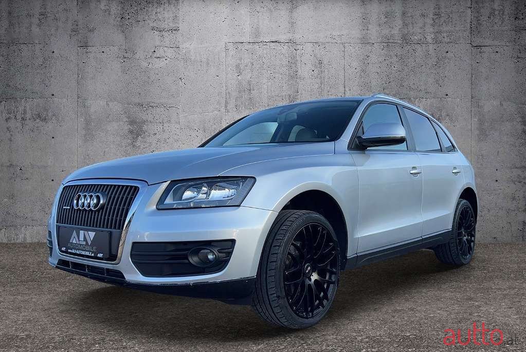 2010' Audi Q5 photo #2