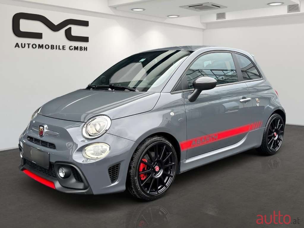 2017' Fiat 500 Abarth photo #1