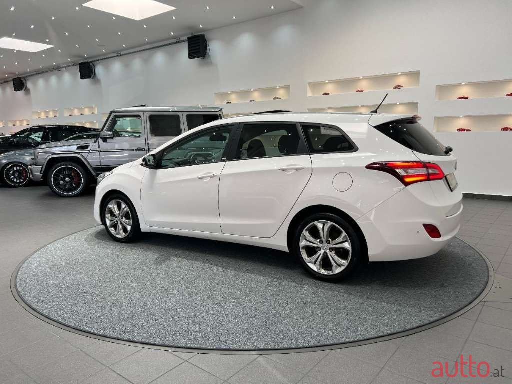 2014' Hyundai i30 photo #4