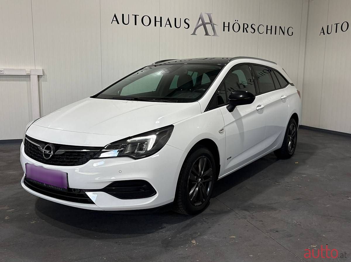 2022' Opel Astra photo #3