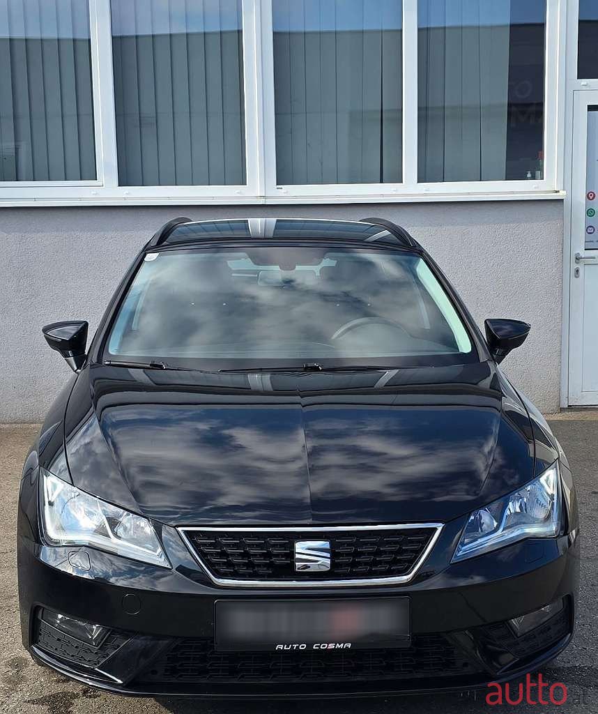 2019' SEAT Leon photo #2
