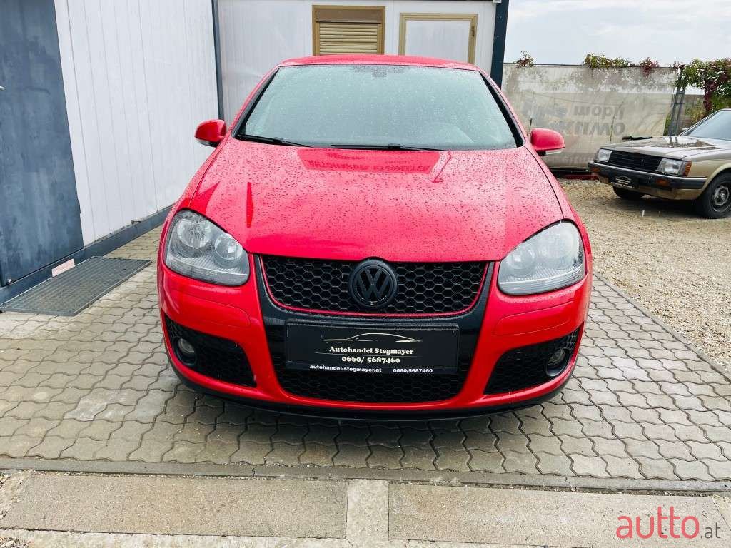 2007' Volkswagen Golf photo #2