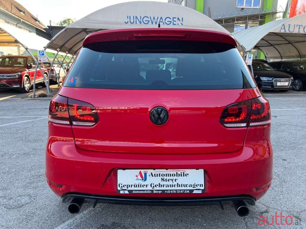 2010' Volkswagen Golf photo #6