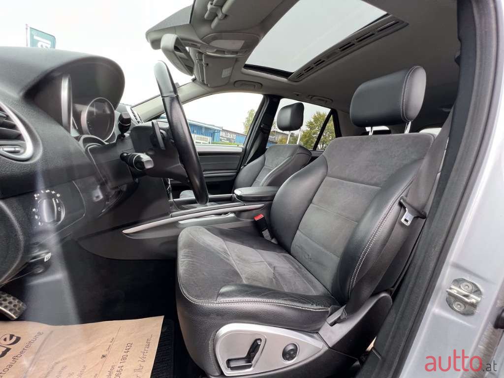 2008' Mercedes-Benz M-Klasse photo #6