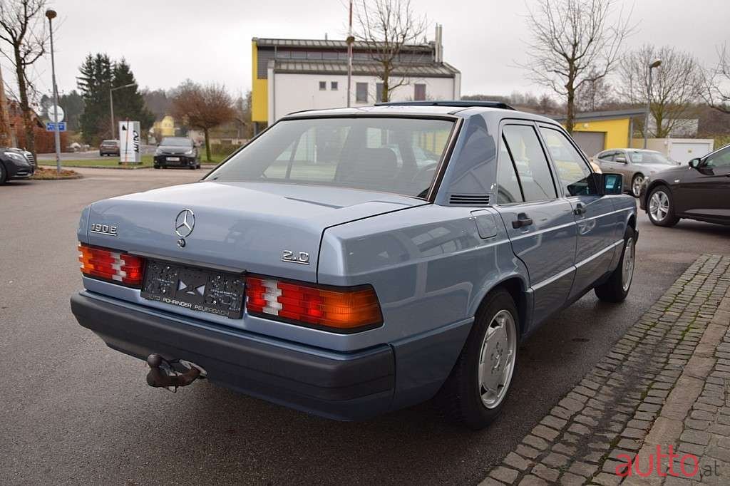 1993' Mercedes-Benz 190 photo #2