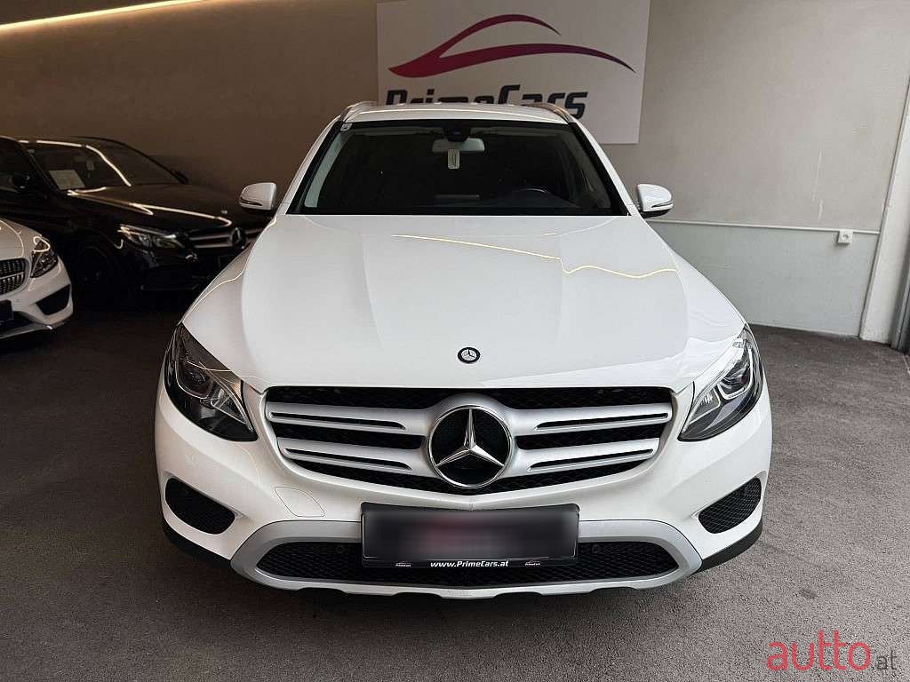 2017' Mercedes-Benz Glc-Klasse photo #3